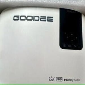 GOODEE YG600-Movin Smart Projector